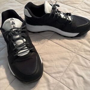 Nike ACG Men’s Sneakers